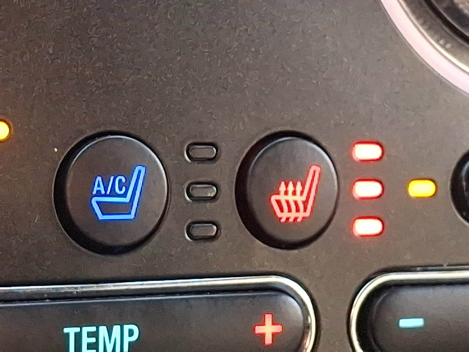 Certified 2018 Ford Explorer Platinum image 24