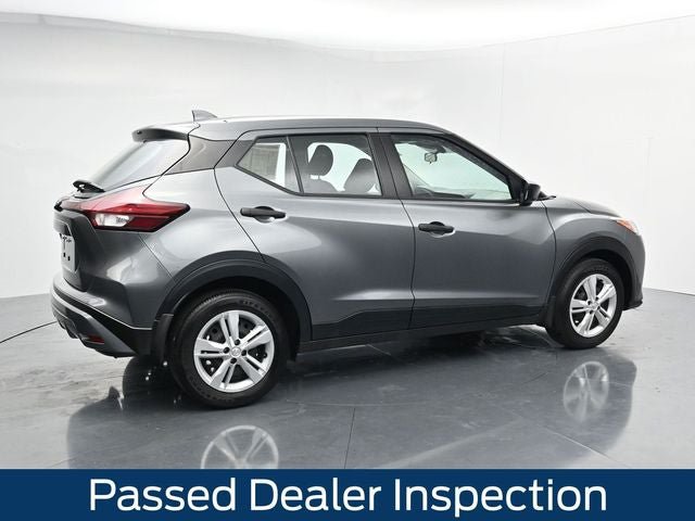 Used 2024 Nissan Kicks S FWD image 11