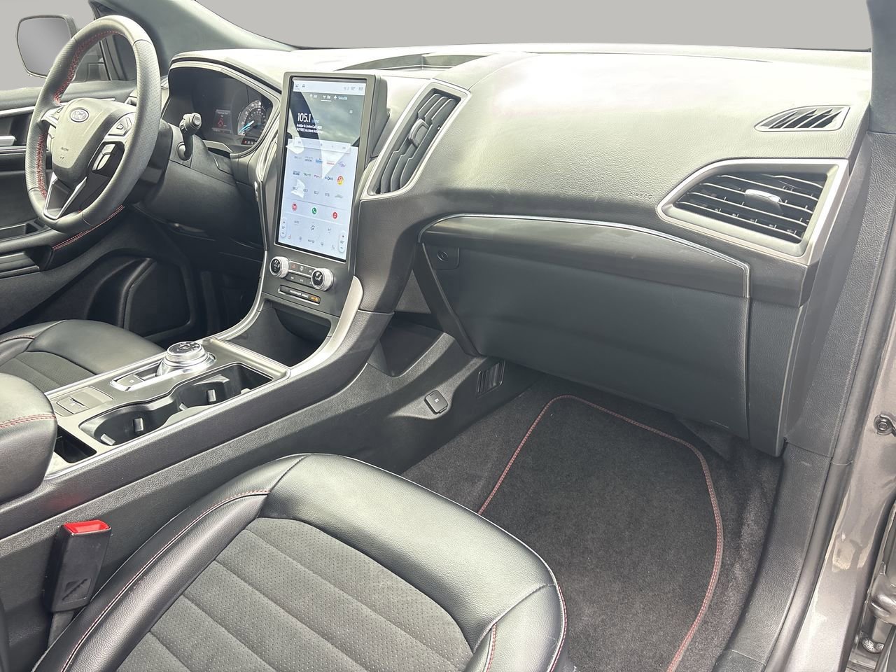 Certified 2024 Ford Edge ST-Line image 7