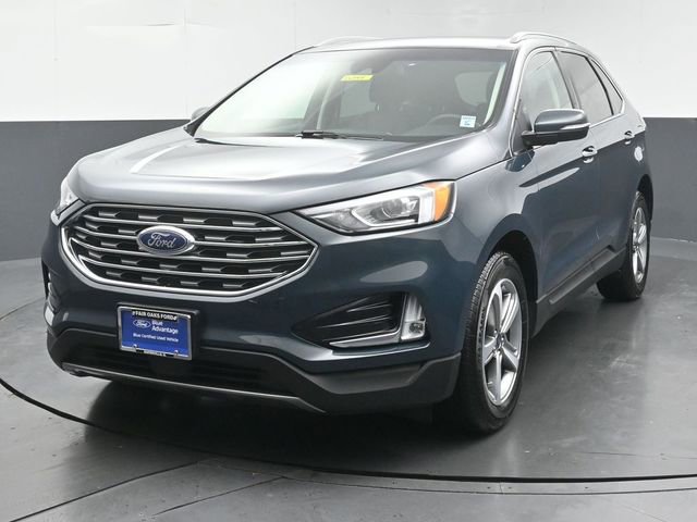 Certified 2019 Ford Edge Titanium w/ Cold Weather Package AWD/4WD image 3