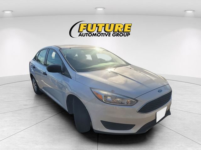 Certified 2017 Ford Focus S FWD image 1