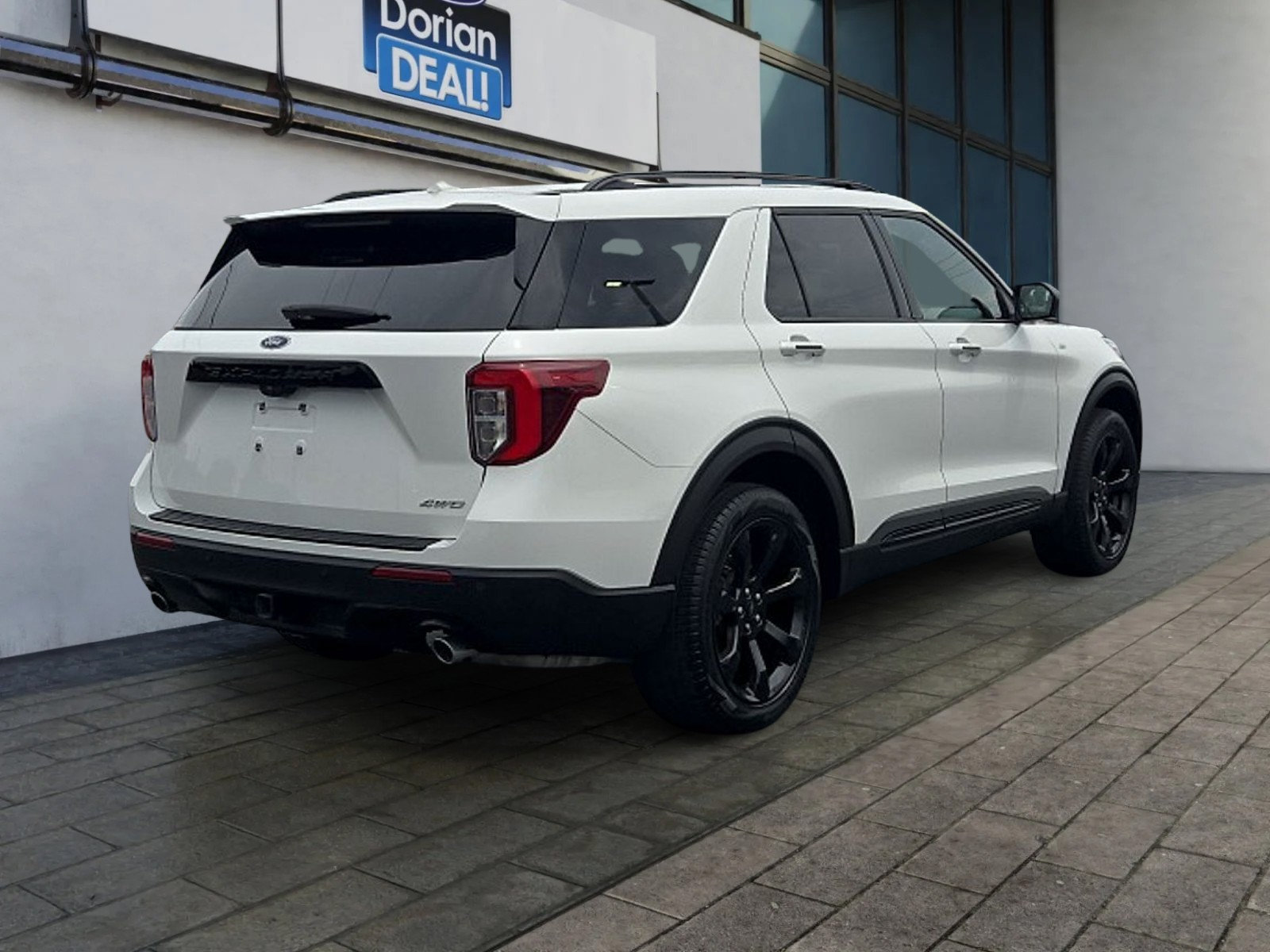 Certified 2024 Ford Explorer ST-Line w/ Class IV Trailer Tow Package AWD/4WD image 3