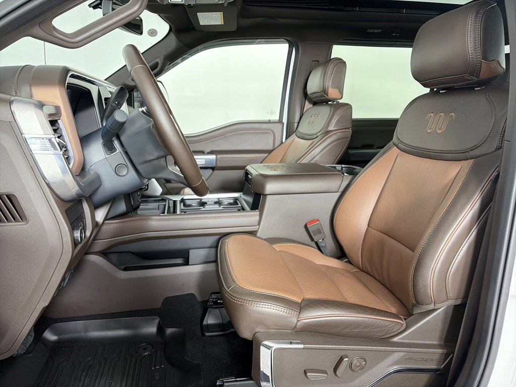 Certified 2025 Ford F450 King Ranch w/ FX4 Off-Road Package image 11