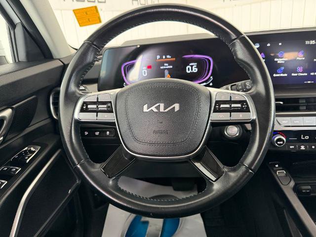 Used 2025 Kia Telluride S FWD image 14