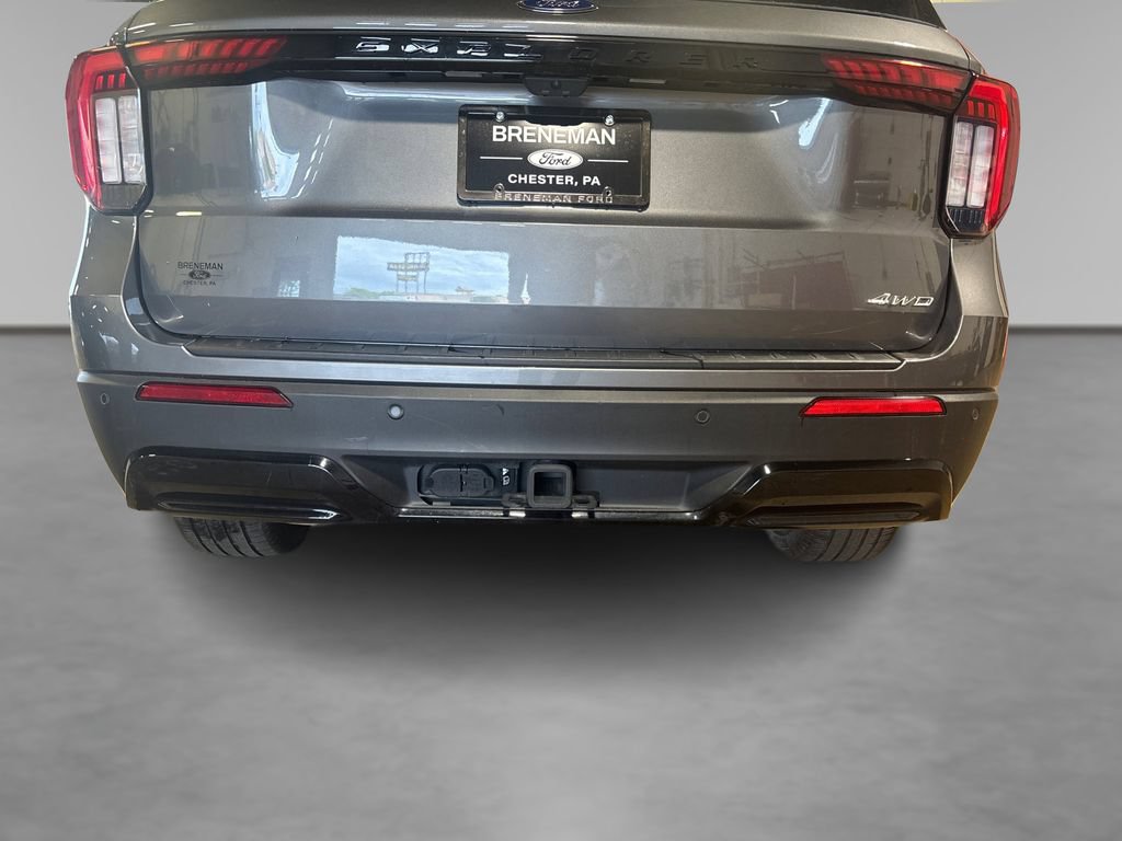 Certified 2025 Ford Explorer ST-Line w/ ST-Line Street Pack AWD/4WD image 17