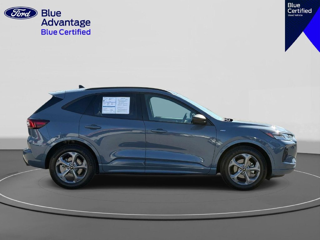 Certified 2023 Ford Escape ST-Line w/ Tech Pack #1 FWD image 5
