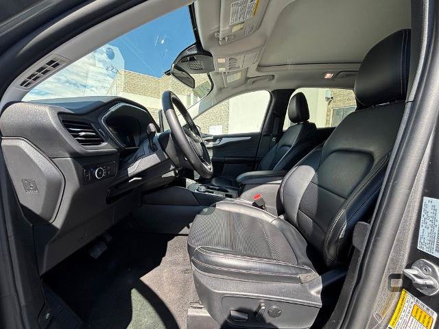 Certified 2025 Ford Escape Platinum AWD/4WD image 14