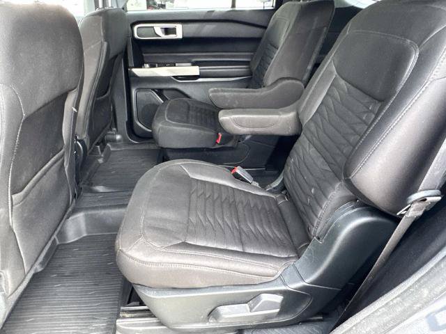 Certified 2021 Ford Explorer XLT RWD image 16