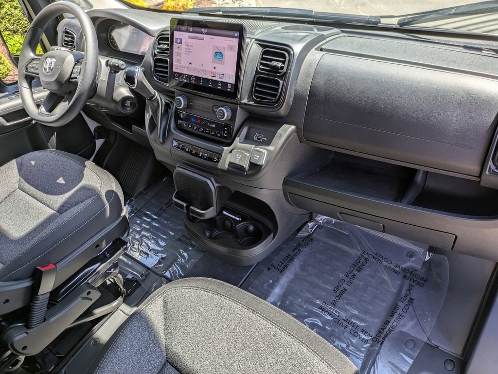 Used 2025 RAM ProMaster 2500 w/ Premium Convenience Group FWD image 34