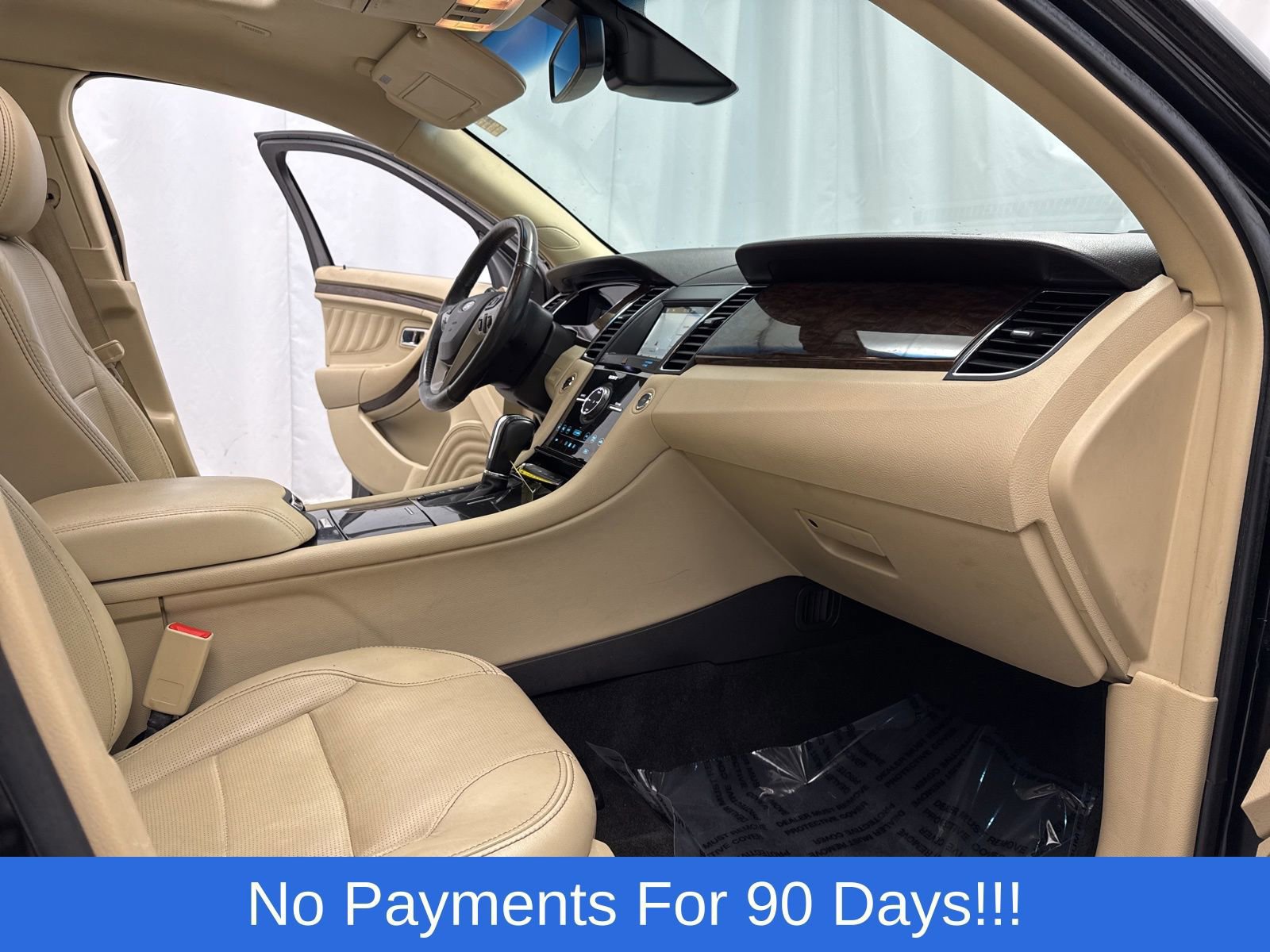 Certified 2018 Ford Taurus Limited image 30