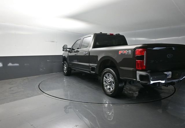 Certified 2025 Ford F250 Lariat w/ Lariat Ultimate Package AWD/4WD image 5