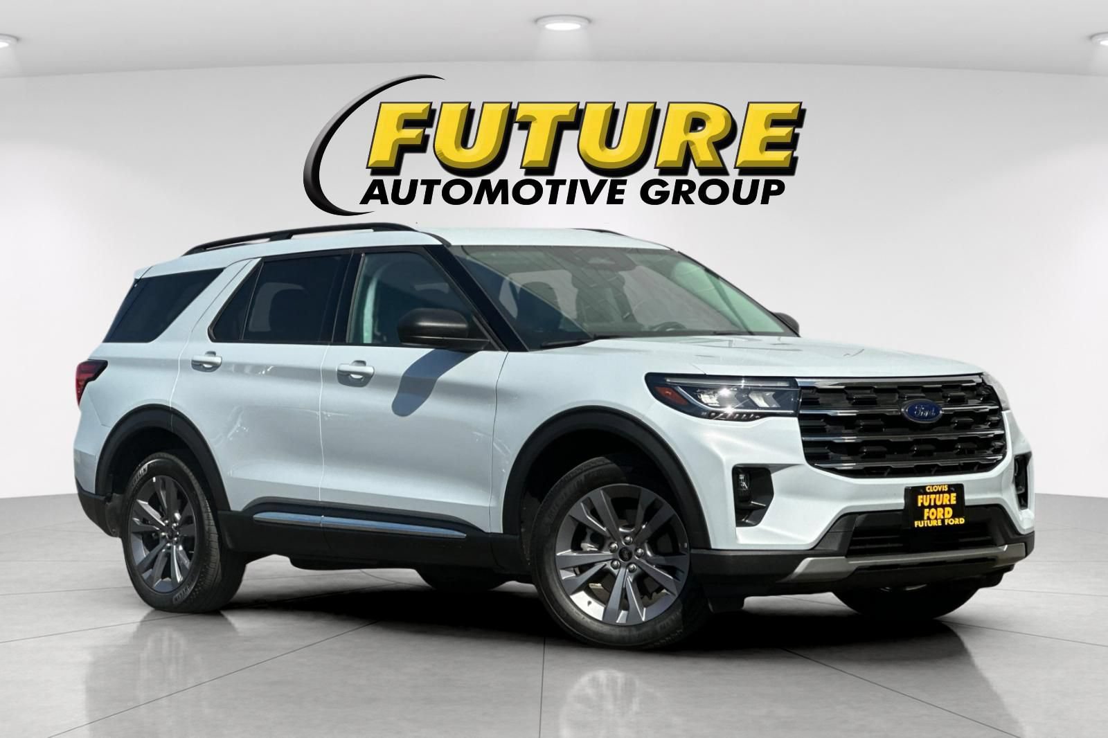 Certified 2025 Ford Explorer Active w/ Active Comfort Package AWD/4WD image 1