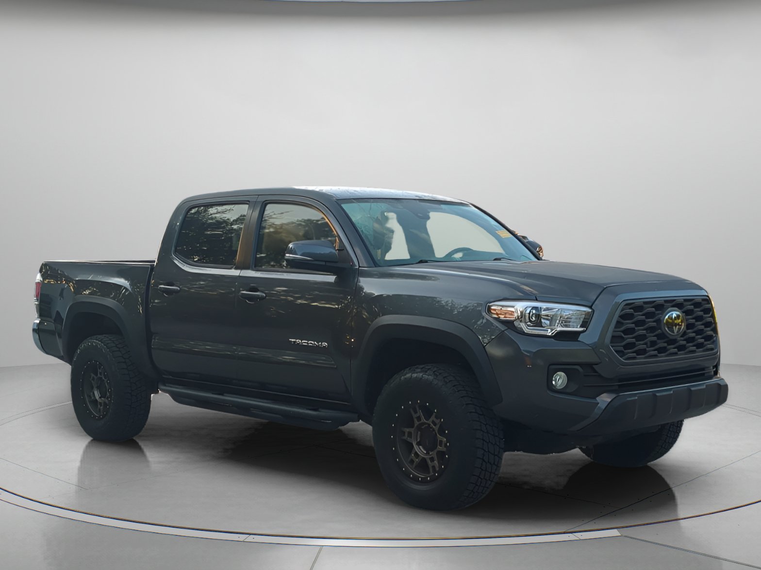 Used 2021 Toyota Tacoma TRD Off-Road AWD/4WD image 38