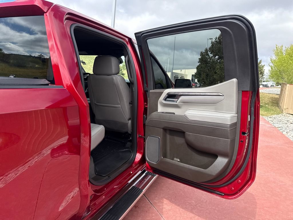 Used 2026 Chevrolet Silverado 1500 LTZ w/ LTZ Convenience Package II AWD/4WD image 24