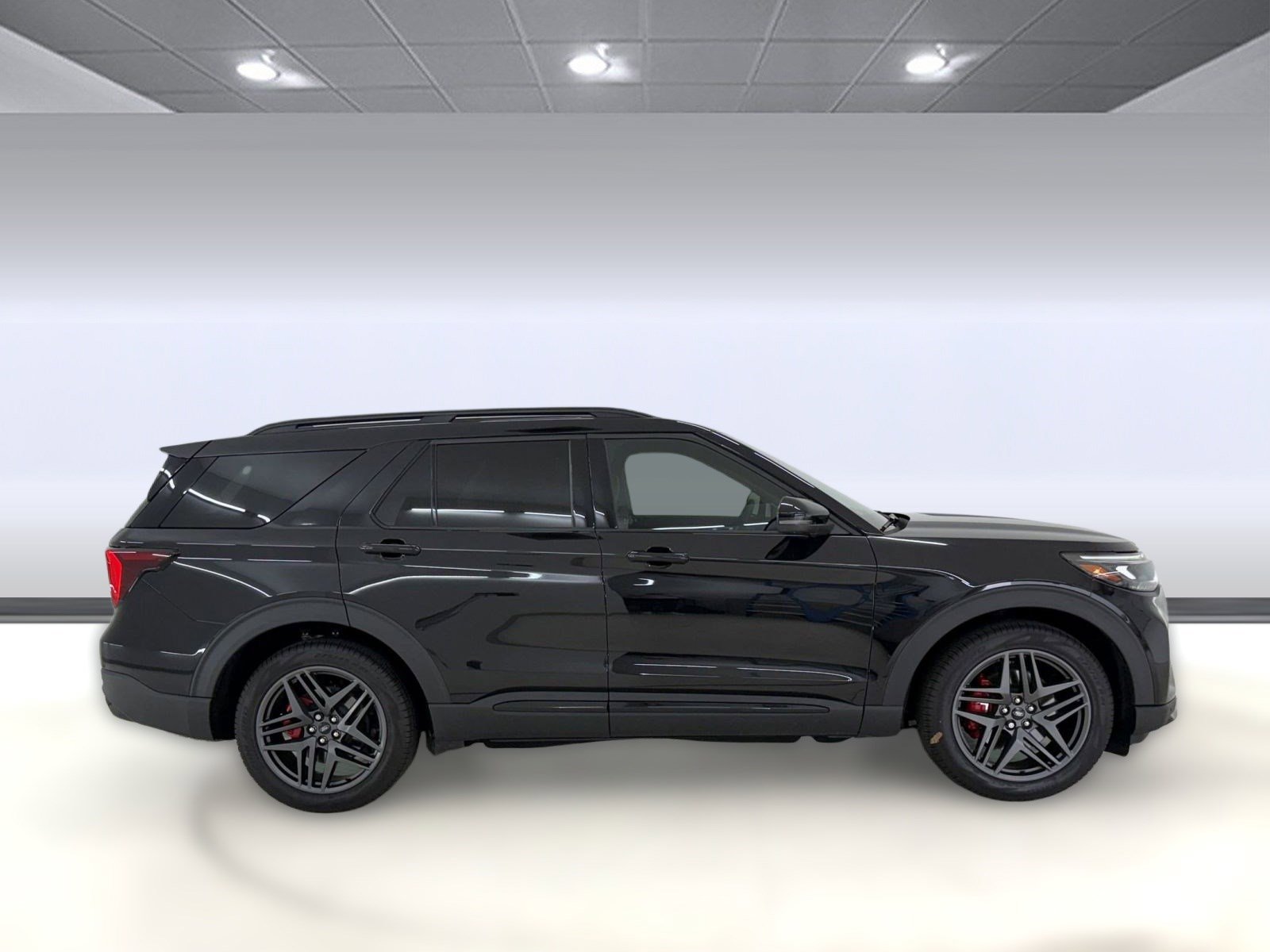 Certified 2025 Ford Explorer ST image 8