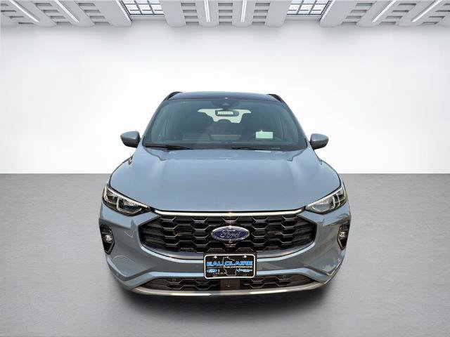 Certified 2023 Ford Escape ST-Line Elite w/ Premium Technology Package AWD/4WD image 8