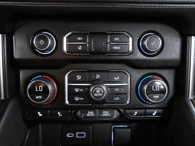 Used 2022 Chevrolet Suburban Z71 w/ Luxury Package AWD/4WD image 25