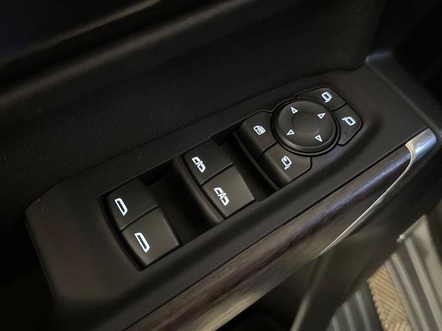 Used 2019 GMC Sierra 1500 Denali w/ Denali Ultimate Package AWD/4WD image 18