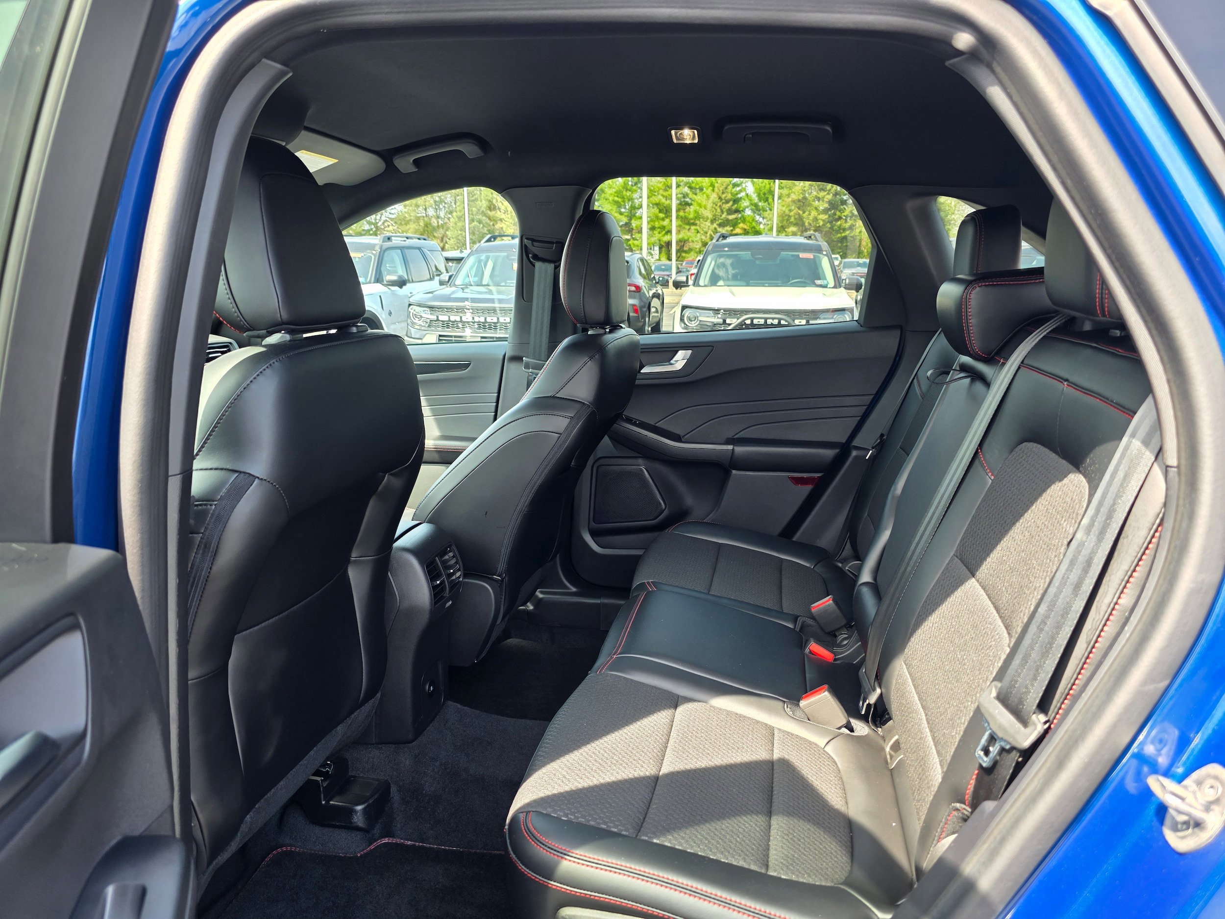 Certified 2023 Ford Escape ST-Line w/ Tech Pack #1 AWD/4WD image 10