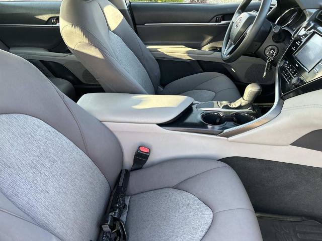 Used 2020 Toyota Camry LE FWD image 22