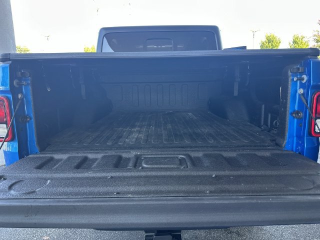Used 2023 Jeep Gladiator Sport AWD/4WD image 25