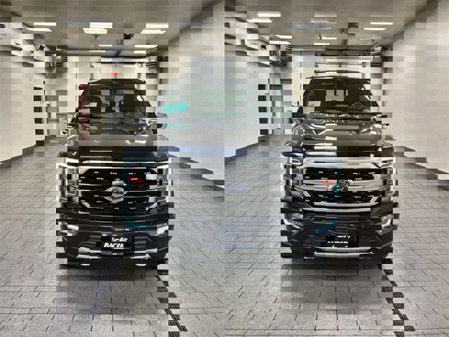 Certified 2023 Ford F150 Platinum w/ Equipment Group 701A High image 4