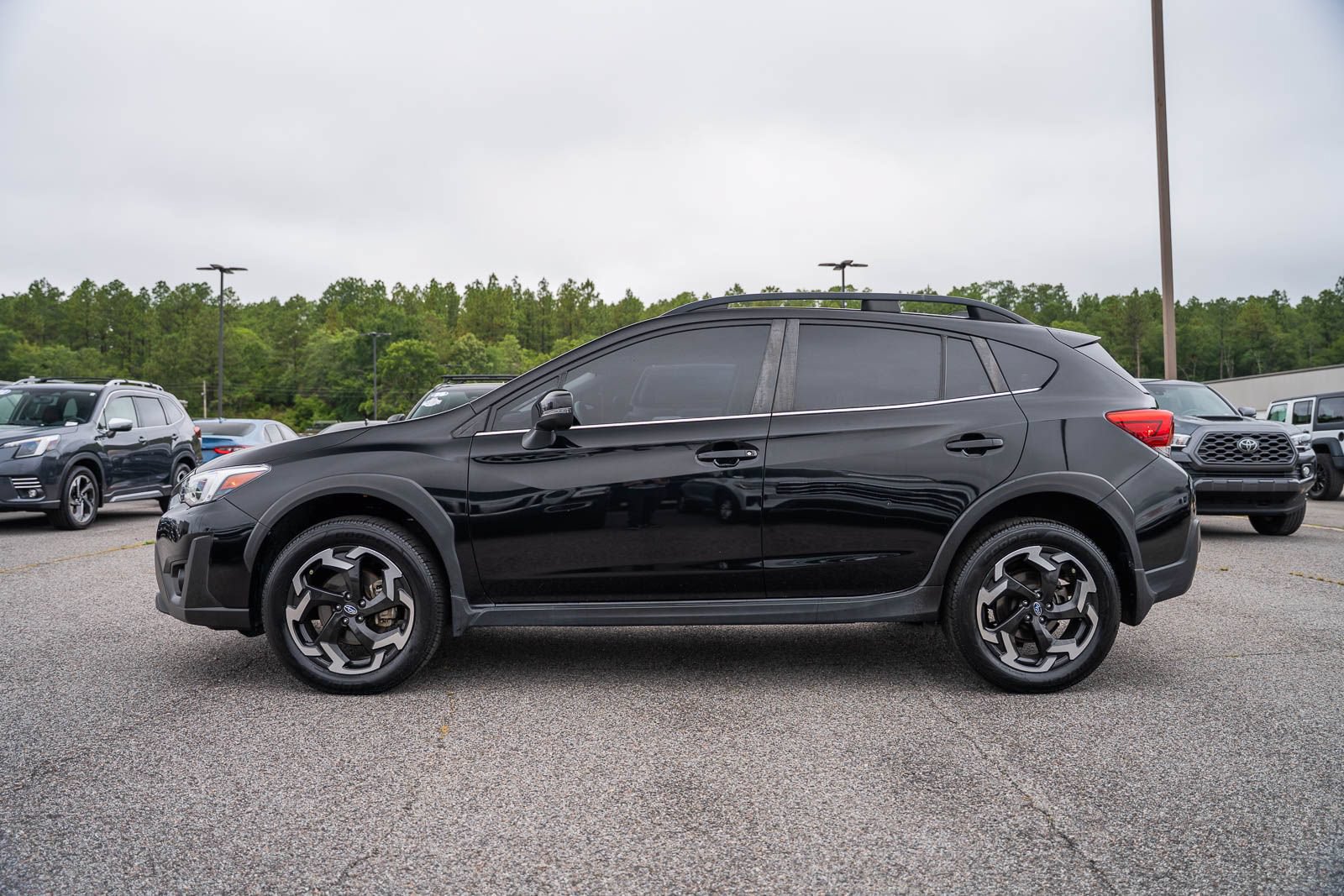 Used 2023 Subaru Crosstrek 2.5i Limited AWD/4WD image 4