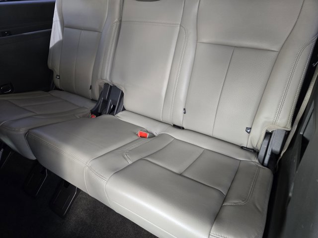 Certified 2019 Ford Expedition XLT w/ Equipment Group 202A image 29