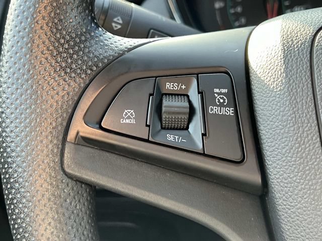 Used 2019 Chevrolet Trax LT FWD image 25