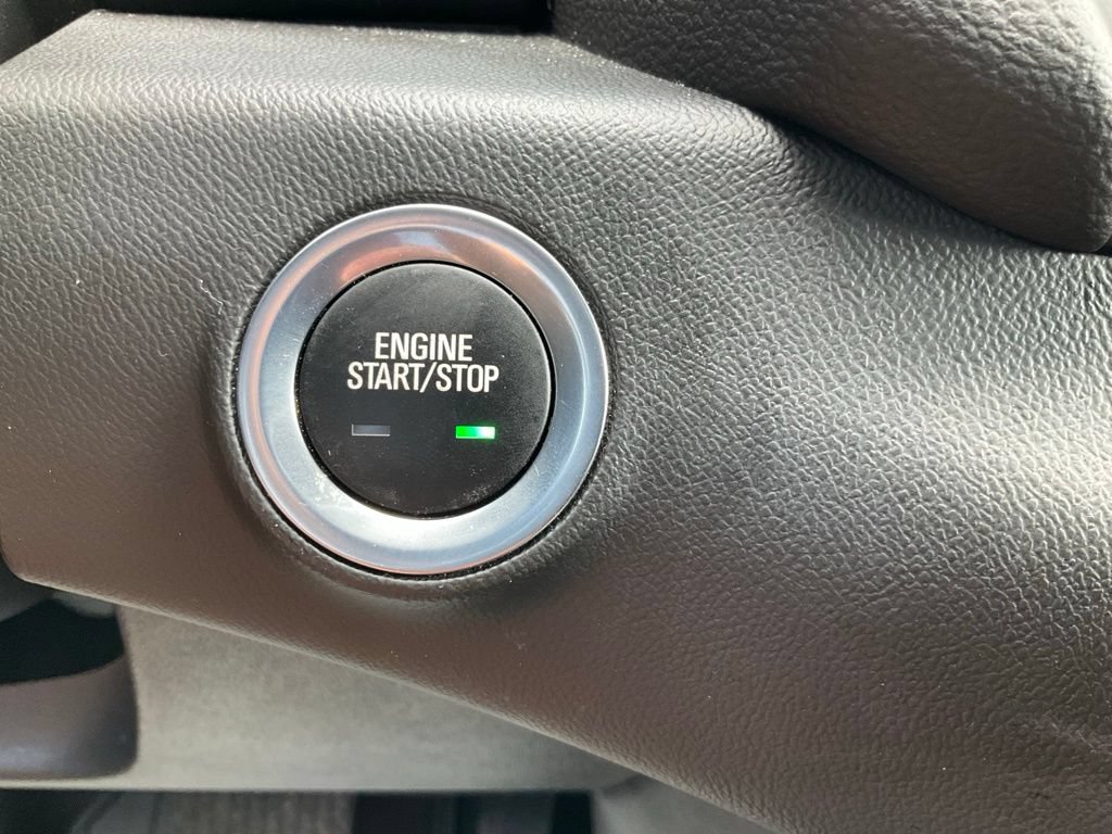 Used 2024 GMC Terrain SLE w/ Driver Convenience Package AWD/4WD image 11