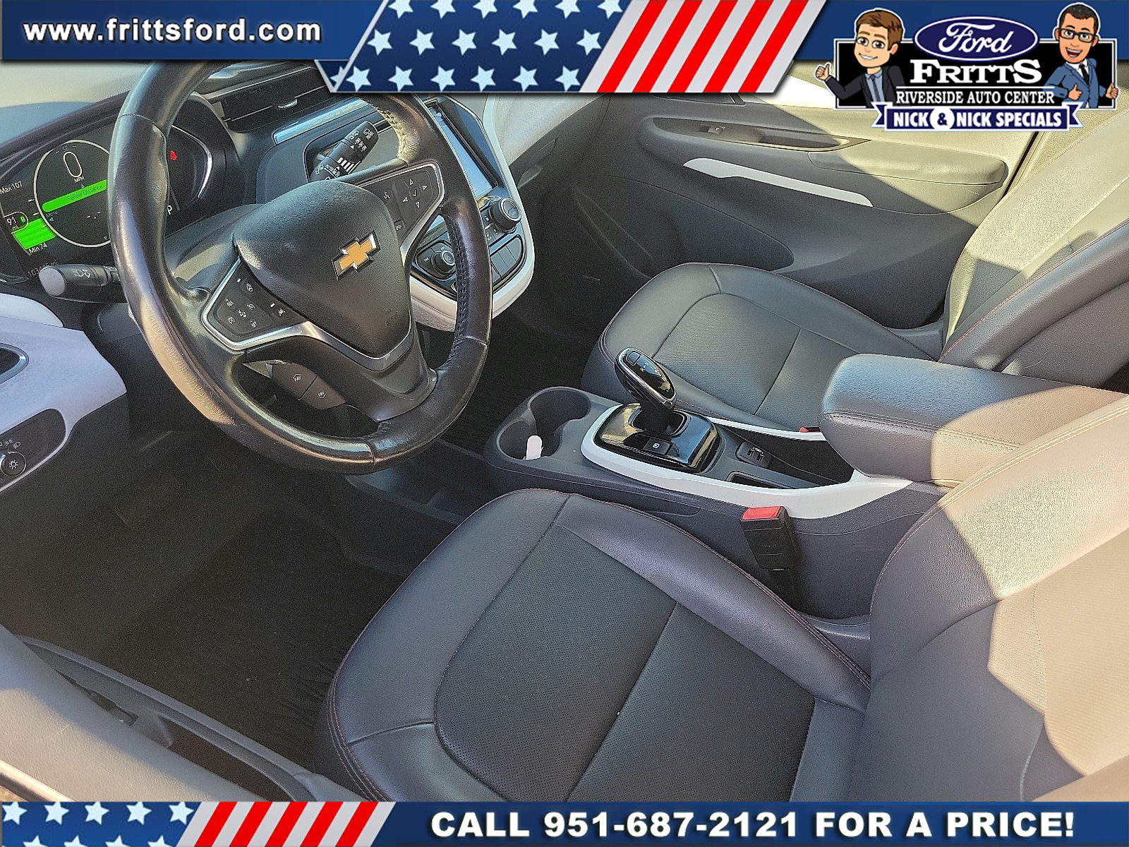 Used 2019 Chevrolet Bolt Premier w/ Infotainment Package FWD image 4