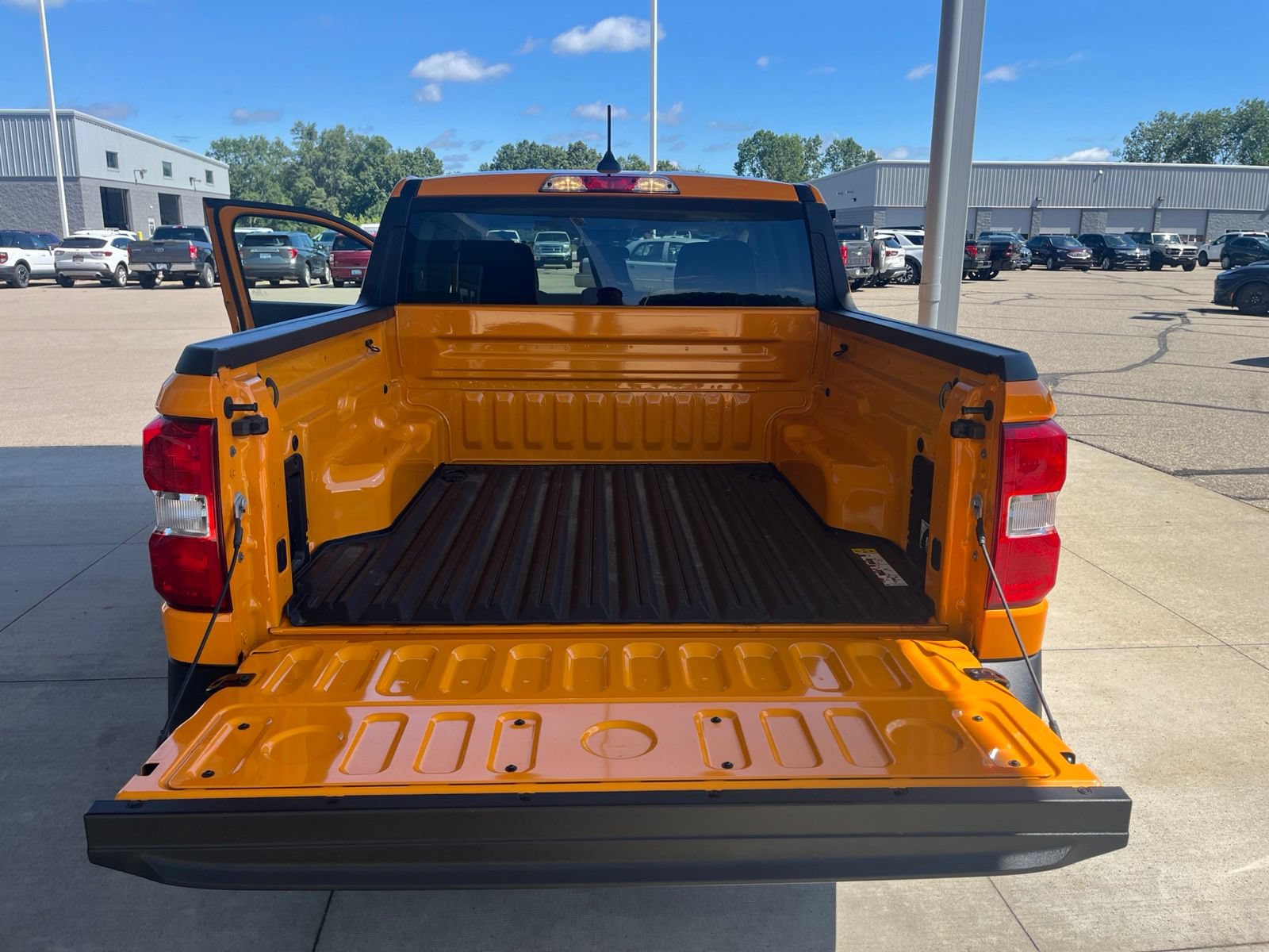 Certified 2026 Ford Maverick XLT w/ XLT Luxury Package FWD image 13