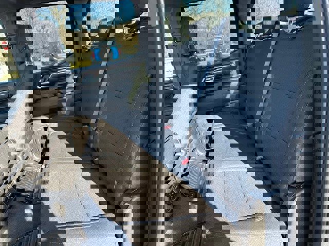 Used 2025 Chevrolet Silverado 1500 LT image 14