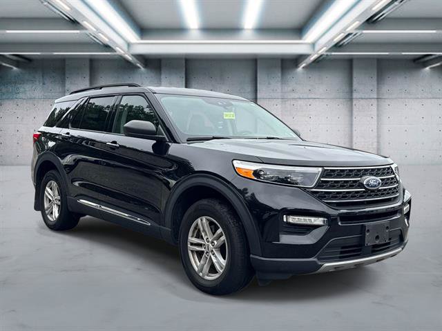 Certified 2023 Ford Explorer XLT w/ Equipment Group 202A AWD/4WD image 24