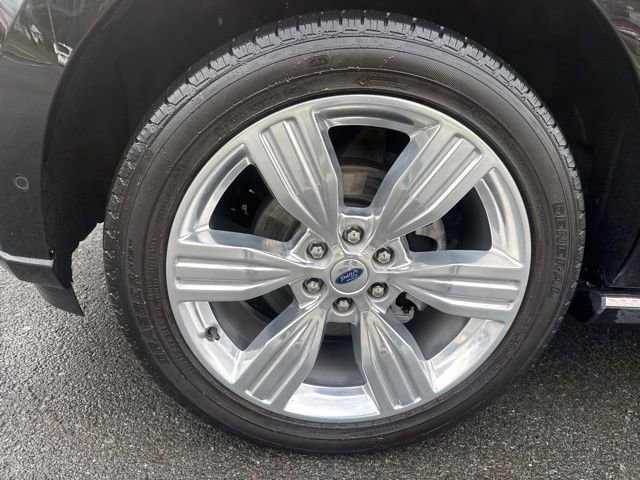 Certified 2024 Ford Expedition Platinum AWD/4WD image 13