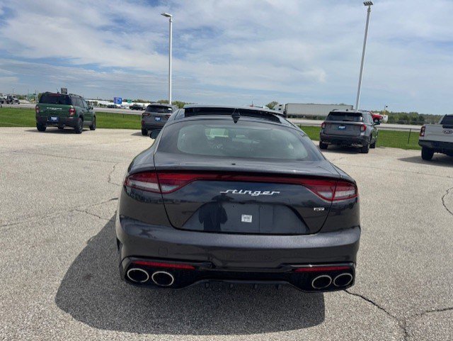Used 2023 Kia Stinger GT2 AWD/4WD image 4