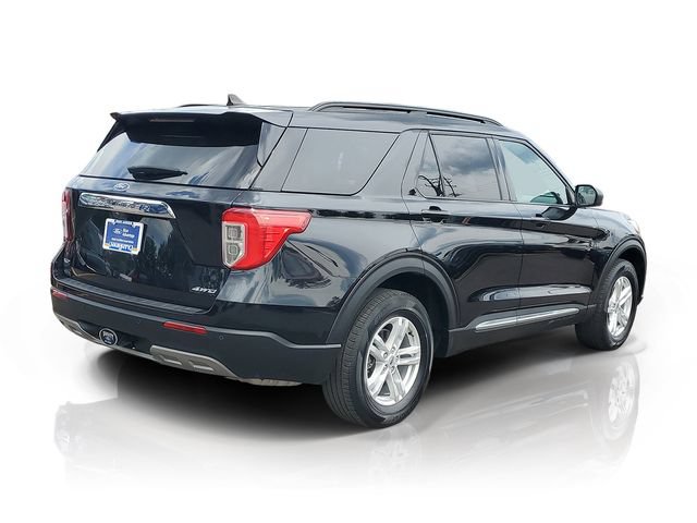 Certified 2024 Ford Explorer XLT w/ Equipment Group 202A AWD/4WD image 4