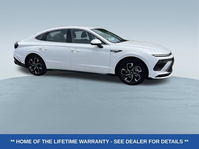 Used 2024 Hyundai Sonata SEL FWD image 2