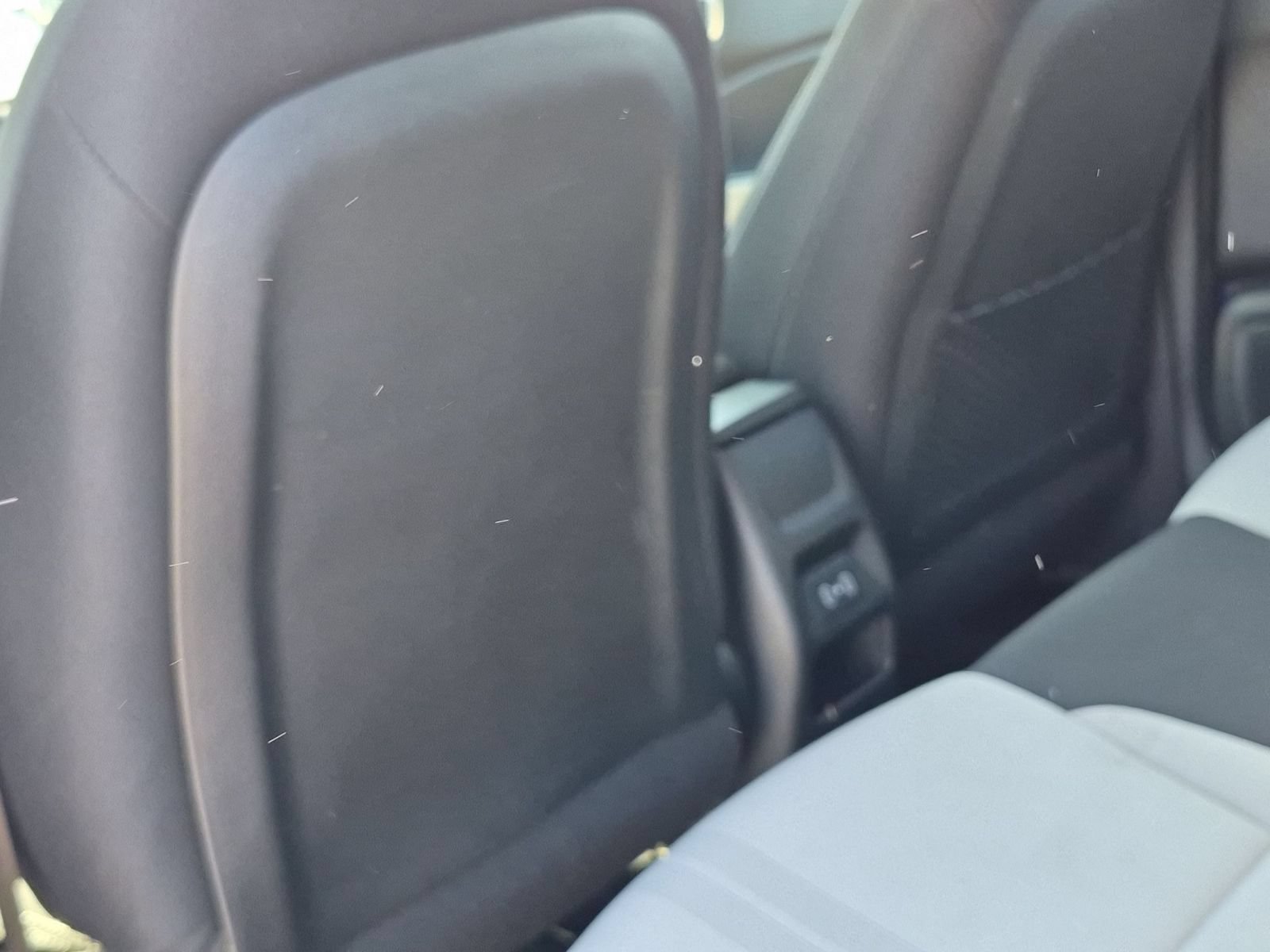 Used 2025 Hyundai Venue SEL FWD image 27