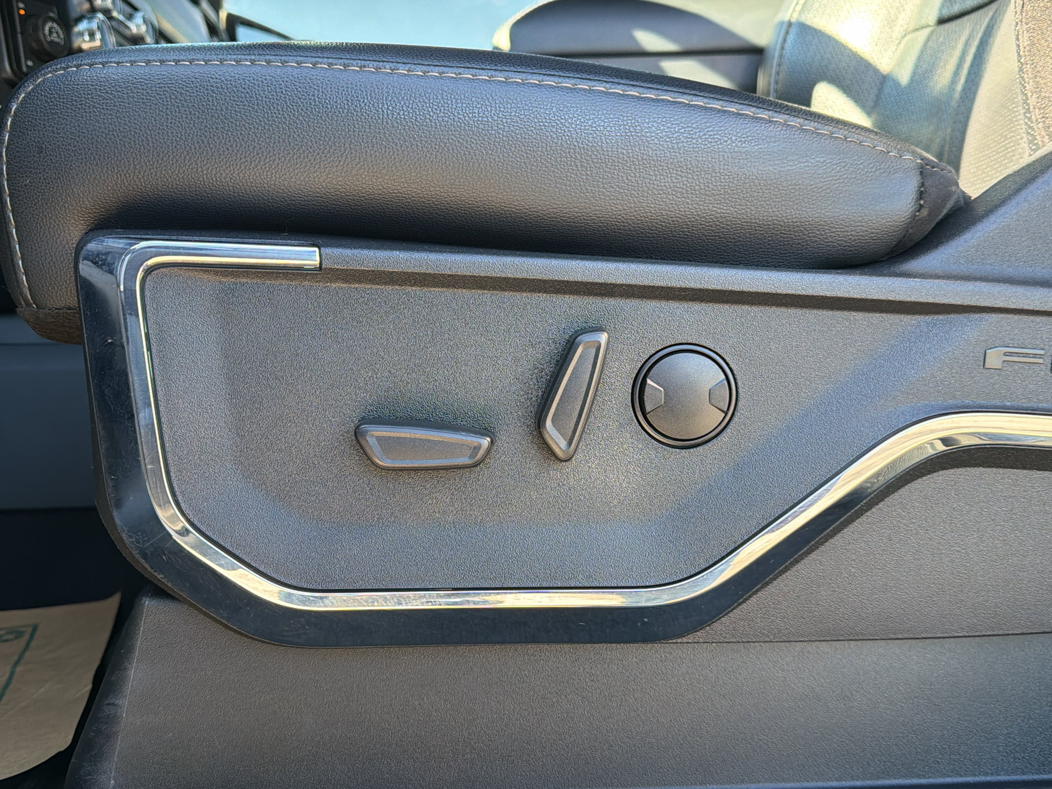 Certified 2024 Ford F150 Lariat AWD/4WD image 15
