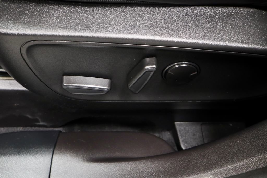 Certified 2023 Ford Escape Platinum AWD/4WD image 25