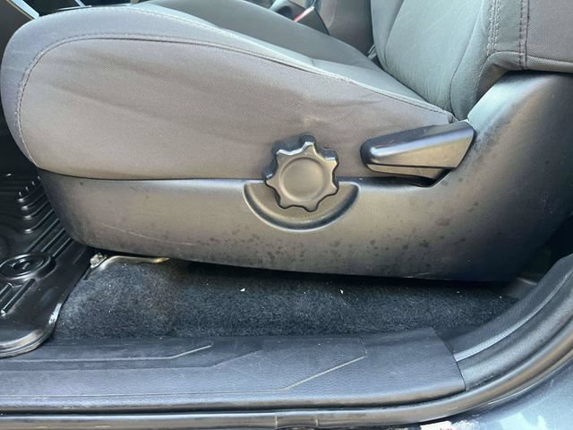 Used 2019 Toyota Tacoma TRD Off-Road AWD/4WD image 19