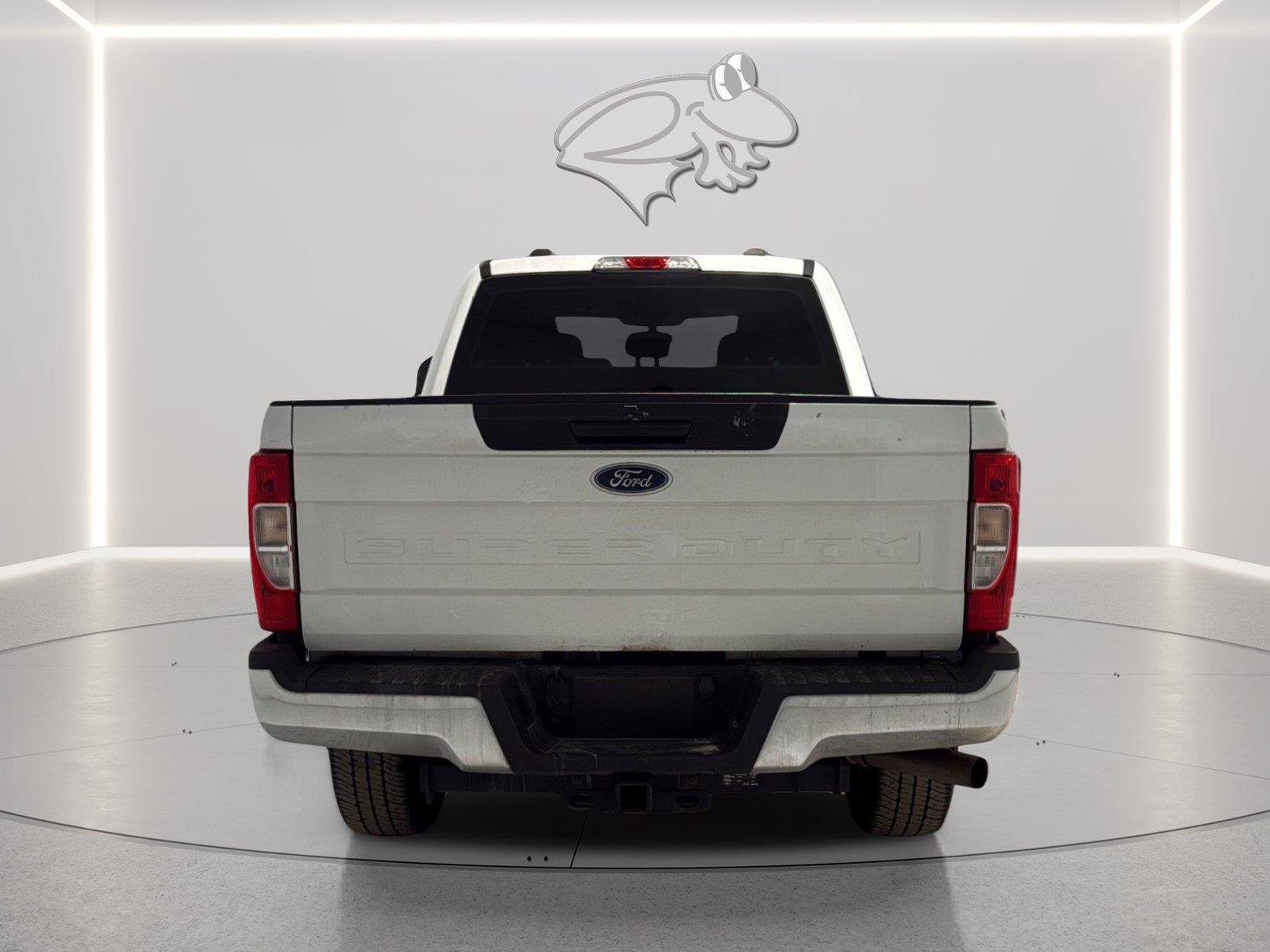 Certified 2022 Ford F250 XL w/ STX Appearance Package AWD/4WD image 4