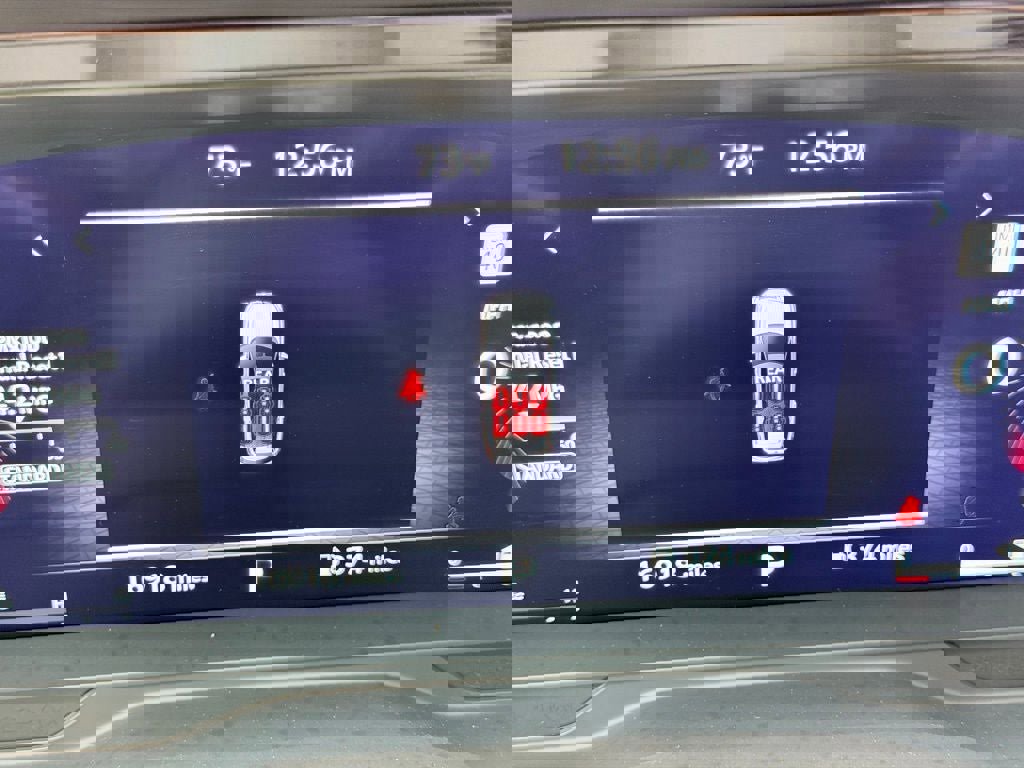 Used 2024 Nissan Pathfinder Platinum w/ Cargo Package image 27