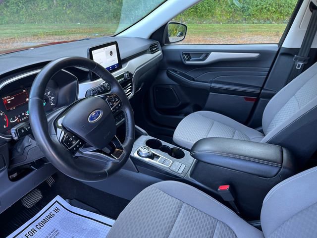 Certified 2022 Ford Escape SE w/ Cold Weather Package image 11