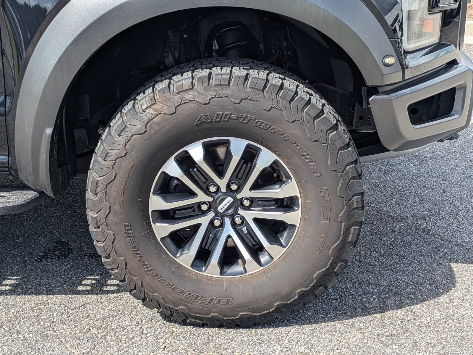 Certified 2020 Ford F150 Raptor w/ Equipment Group 802A Luxury AWD/4WD image 7