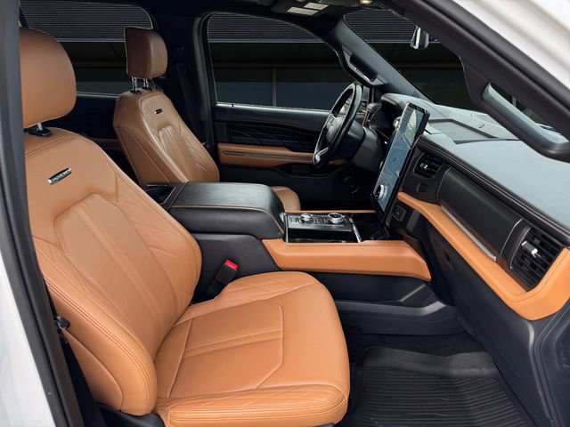 Certified 2023 Ford Expedition Platinum AWD/4WD image 15