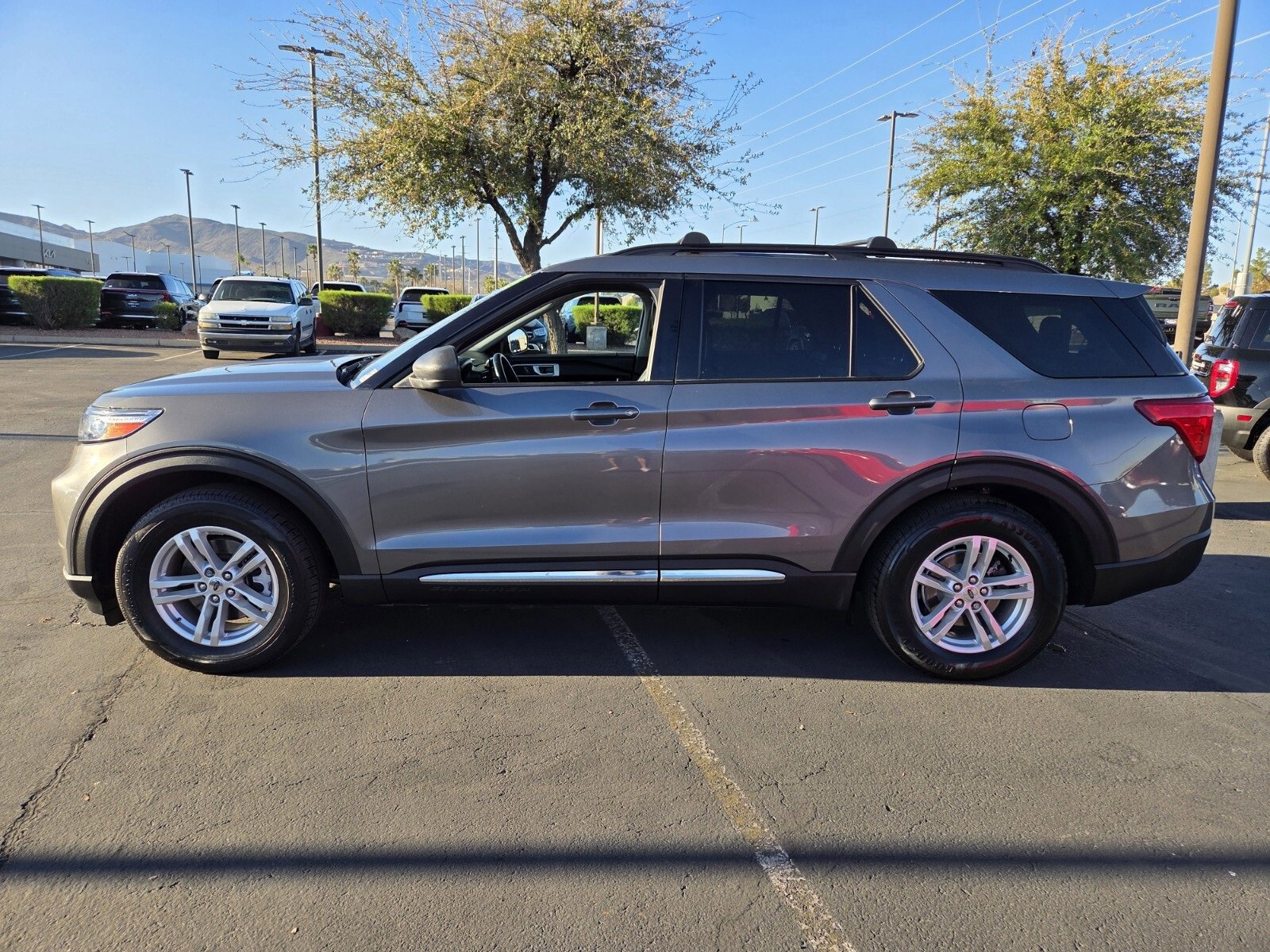 Certified 2022 Ford Explorer XLT w/ Equipment Group 202A video 2