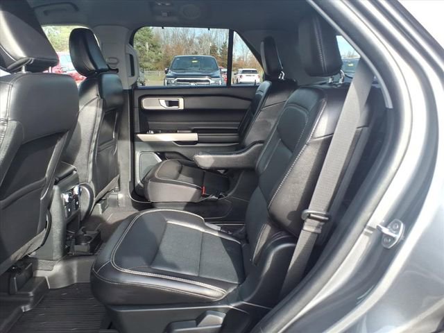 Certified 2023 Ford Explorer Limited w/ Equipment Group 301A image 11