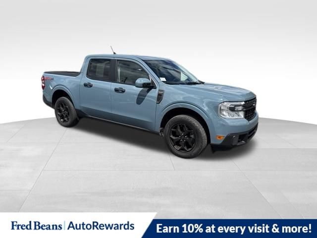 Certified 2022 Ford Maverick XLT w/ Equipment Group 300A Standard